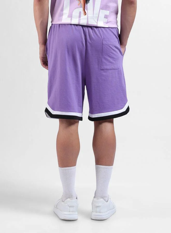 ذا انديان كراج كو Men Oversized Fit Batman Printed Side Pocket Mid-Rise Shorts